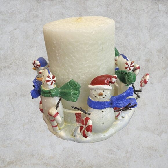 CHRISTMAS CANDLE -- Snowmen and Peppermint Holder, White Sparkly Candle - Picture 3 of 8
